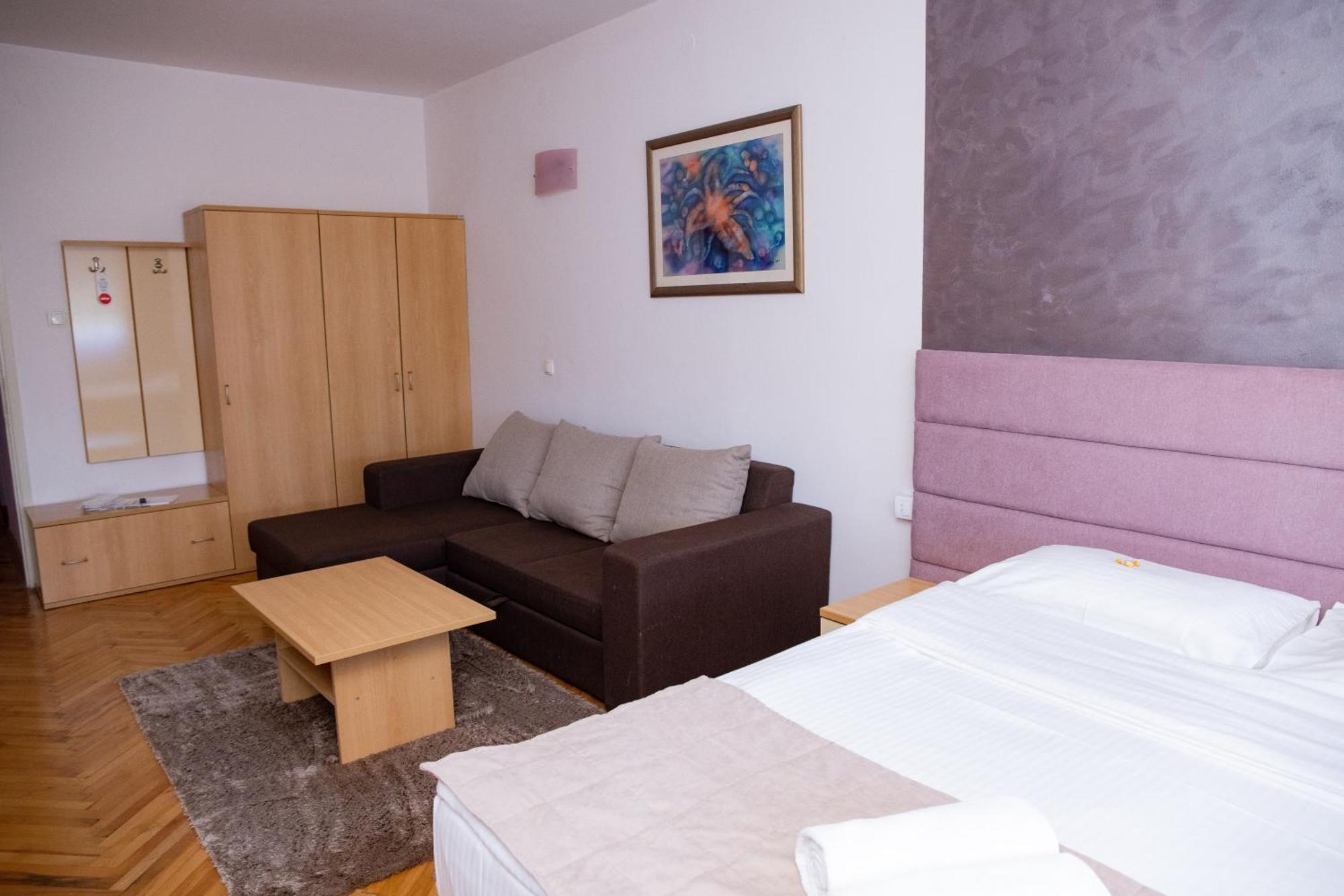 Motel New Sanatron Bosanski Novi Экстерьер фото