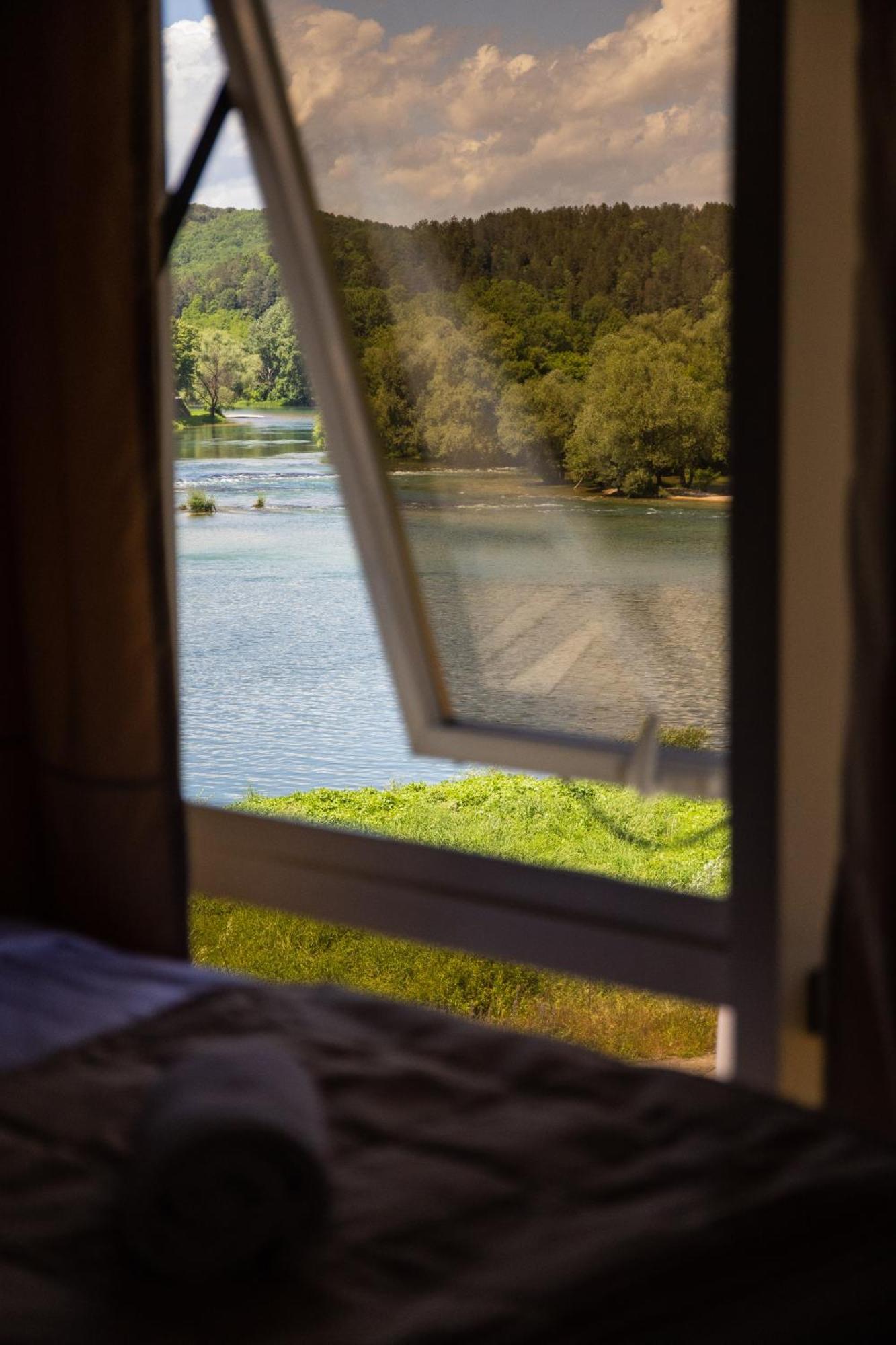 Motel New Sanatron Bosanski Novi Экстерьер фото