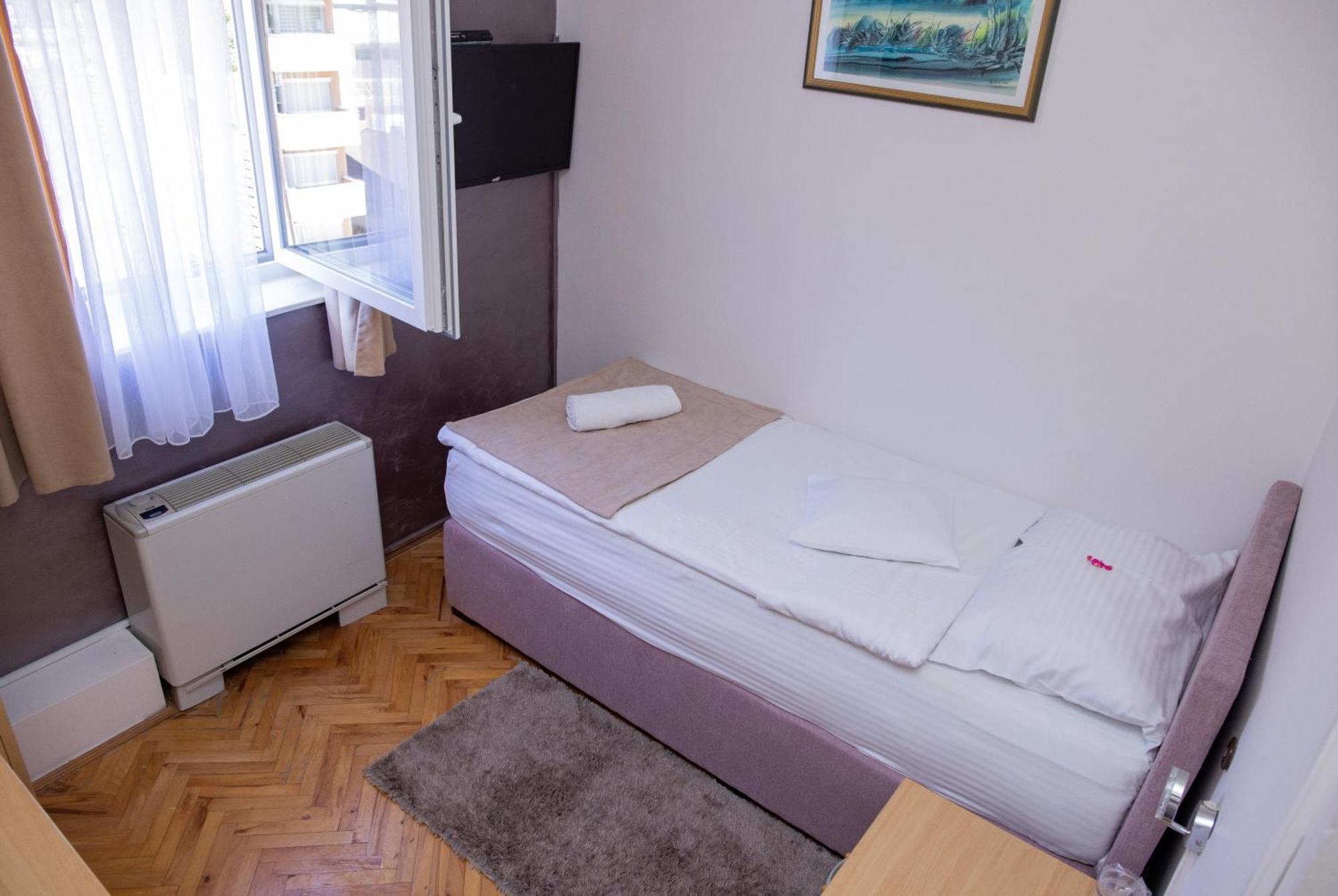 Motel New Sanatron Bosanski Novi Экстерьер фото
