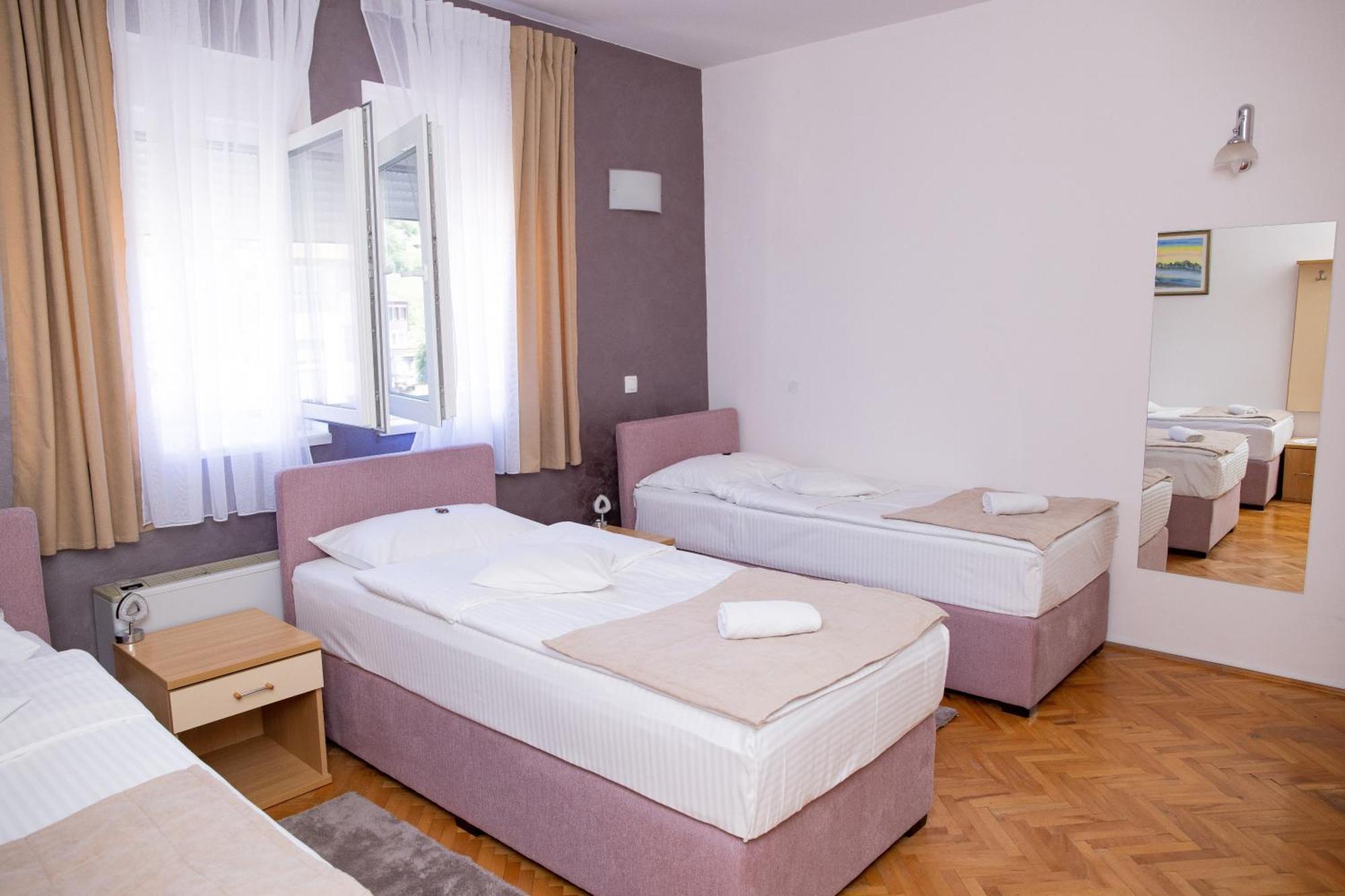 Motel New Sanatron Bosanski Novi Экстерьер фото