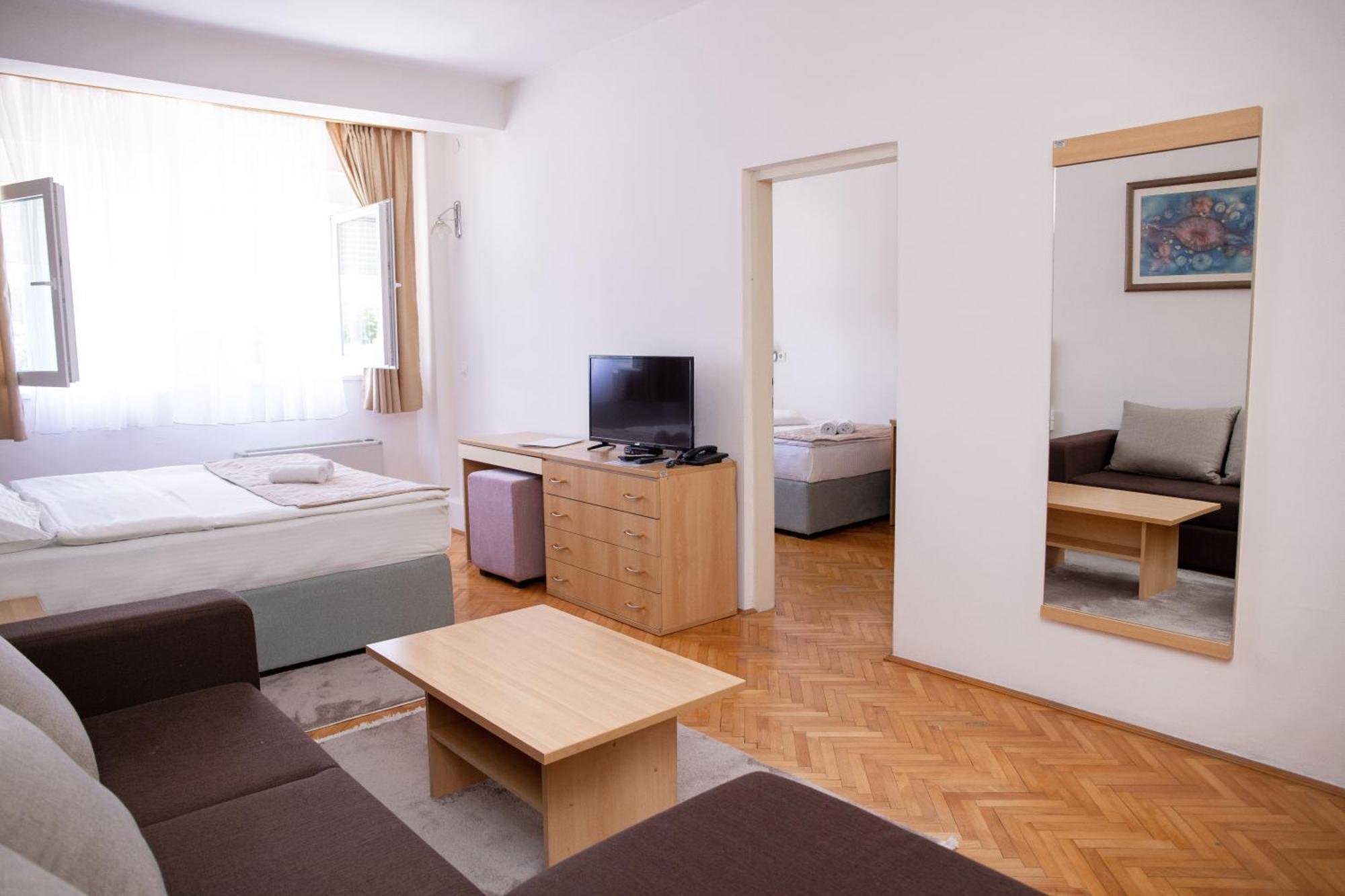 Motel New Sanatron Bosanski Novi Экстерьер фото