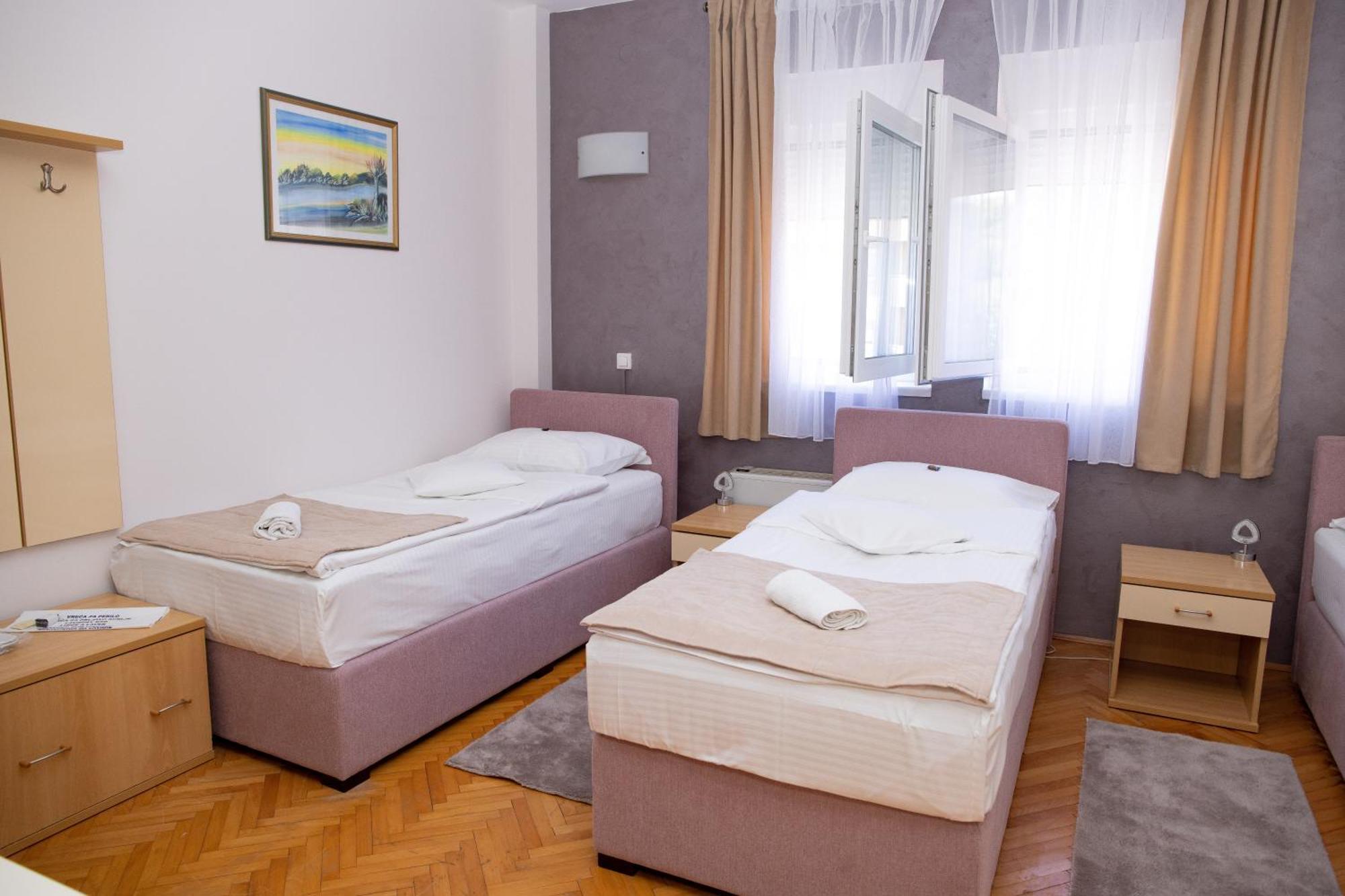 Motel New Sanatron Bosanski Novi Экстерьер фото